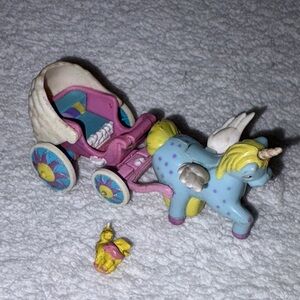 Trendmasters Starcastle Coach in the Clouds 1995 Unicorn coach